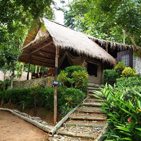 Kamu Lodge Pak Ou Ngoại thất bức ảnh